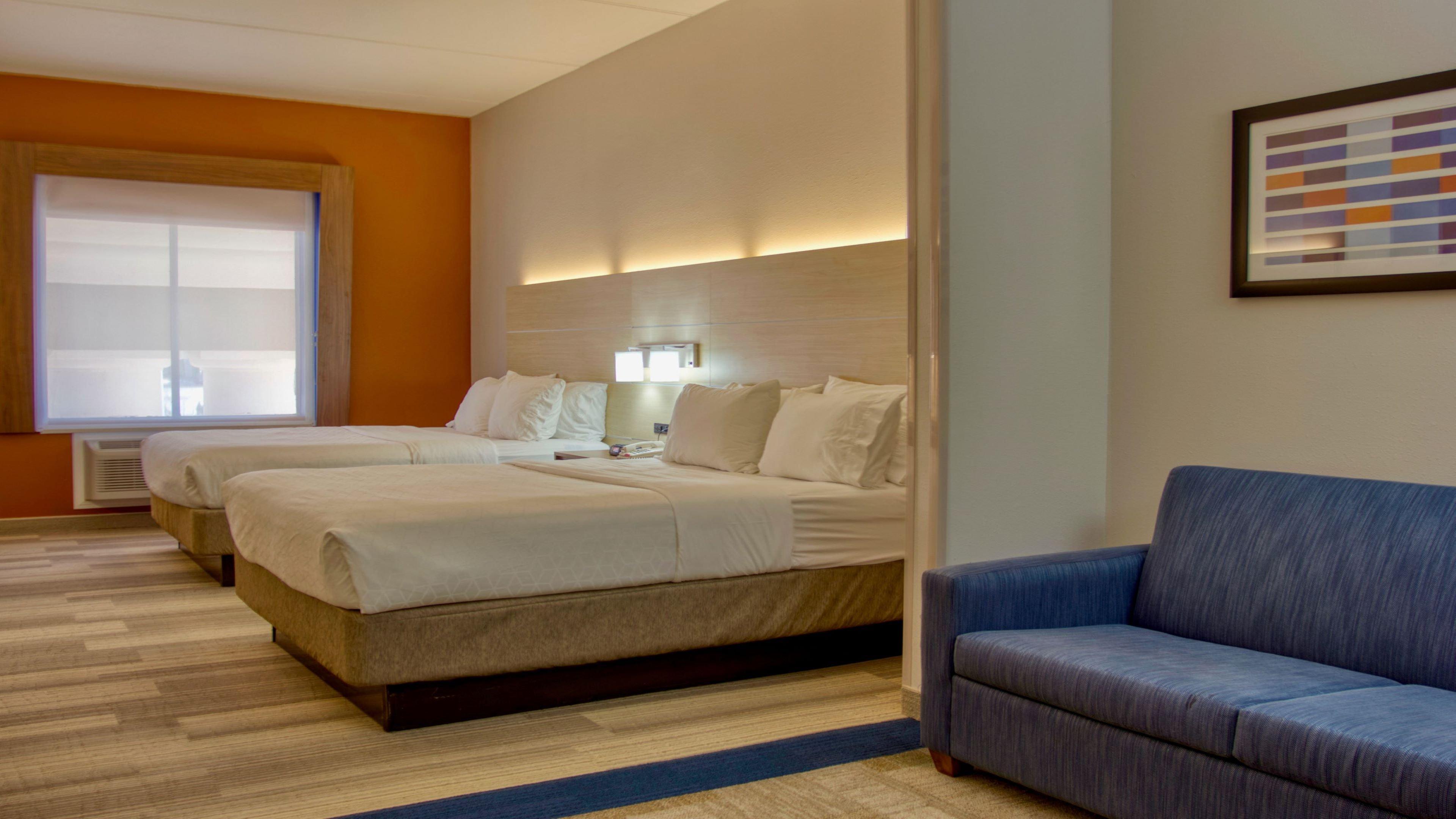 Holiday Inn Express Hotel & Suites Byram By Ihg Экстерьер фото