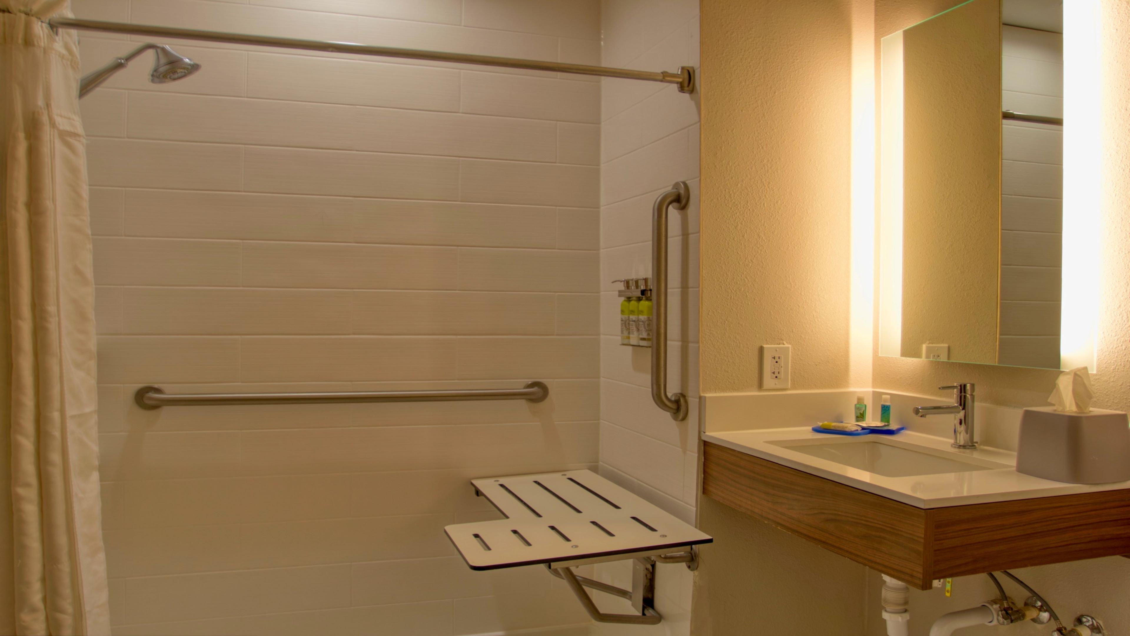 Holiday Inn Express Hotel & Suites Byram By Ihg Экстерьер фото