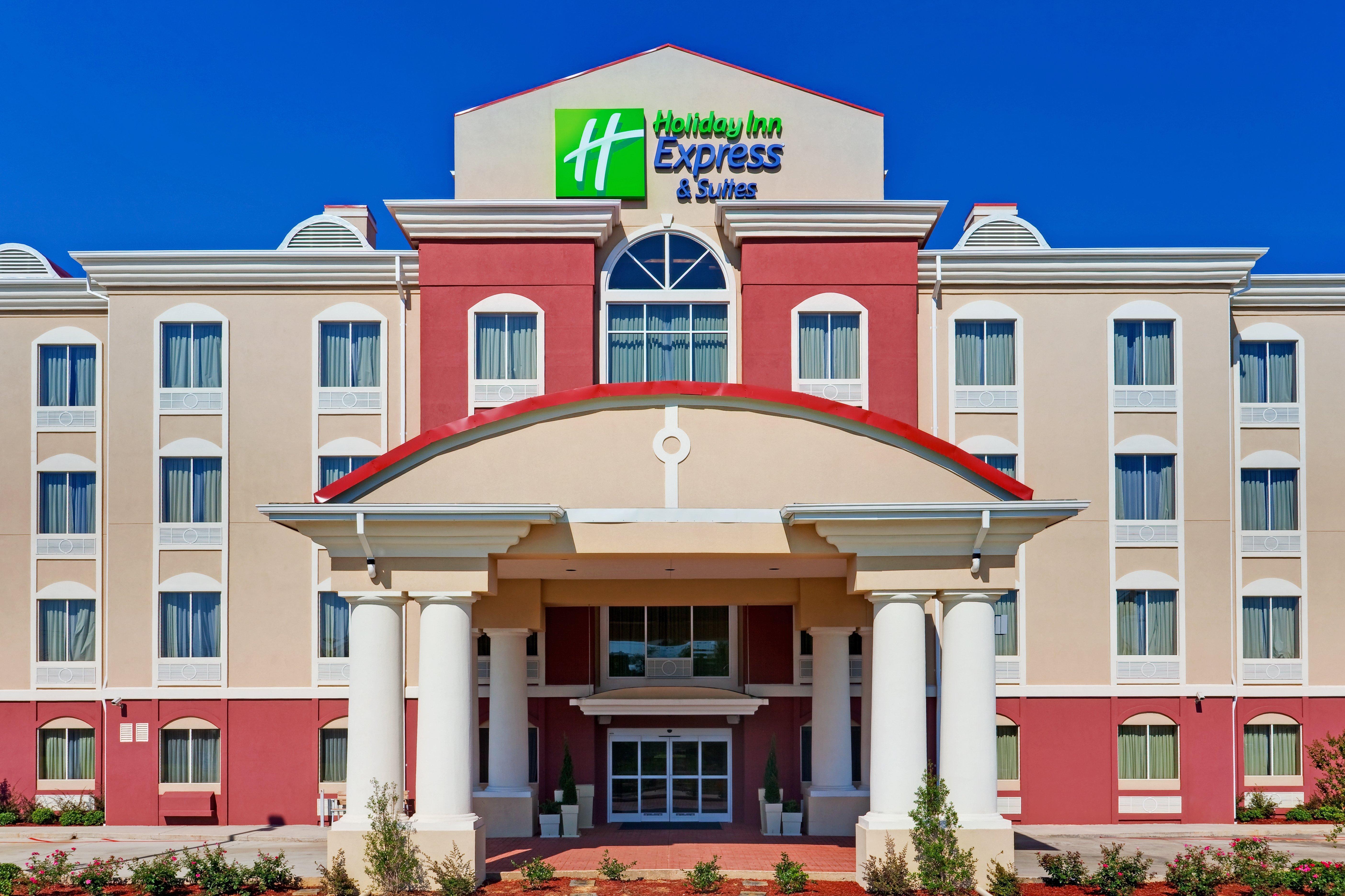 Holiday Inn Express Hotel & Suites Byram By Ihg Экстерьер фото